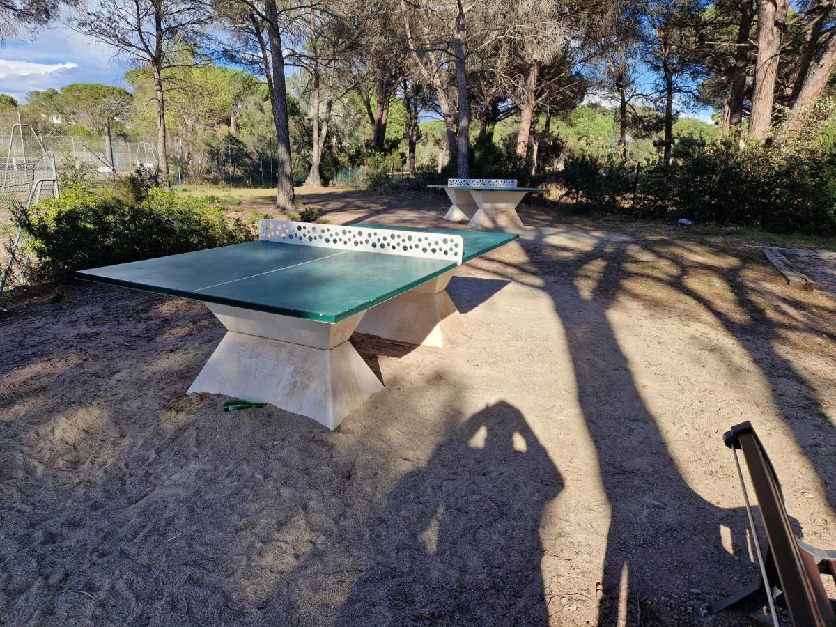 Grand T3 - Terrasse Les Pieds Dans L'Eau - Climatisation Saint-Raphael (Var) Exterior foto